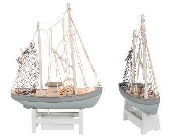 Wooden sailing boat with 26 warm white LED